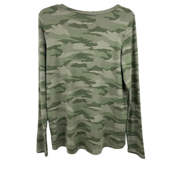 American Eagle Green Camo Long Sleeve Pullover Shirt V Neck Women Size Medium - Picture 2 of 9